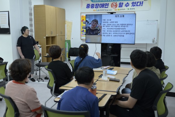 e63e5d6bf85840c264fe83a6f2c3c5a7_1759151