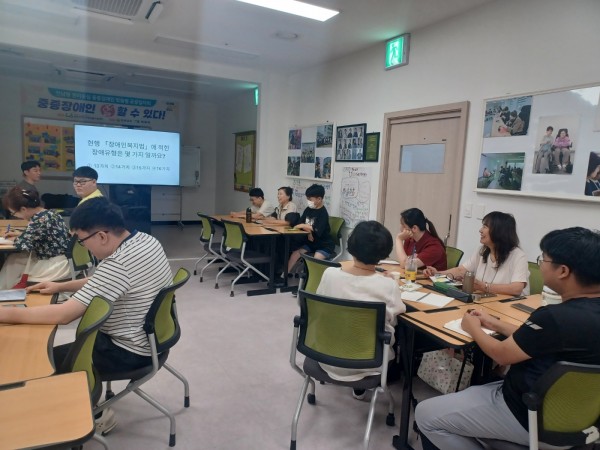 e63e5d6bf85840c264fe83a6f2c3c5a7_1759151